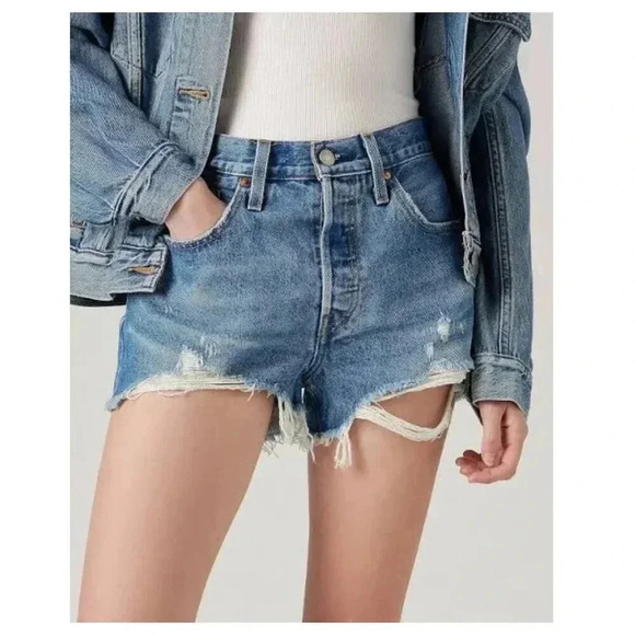 LEVI'S 501 Button Fly Shorts Women's 32 Cutoff Jean - Picture 1 of 12